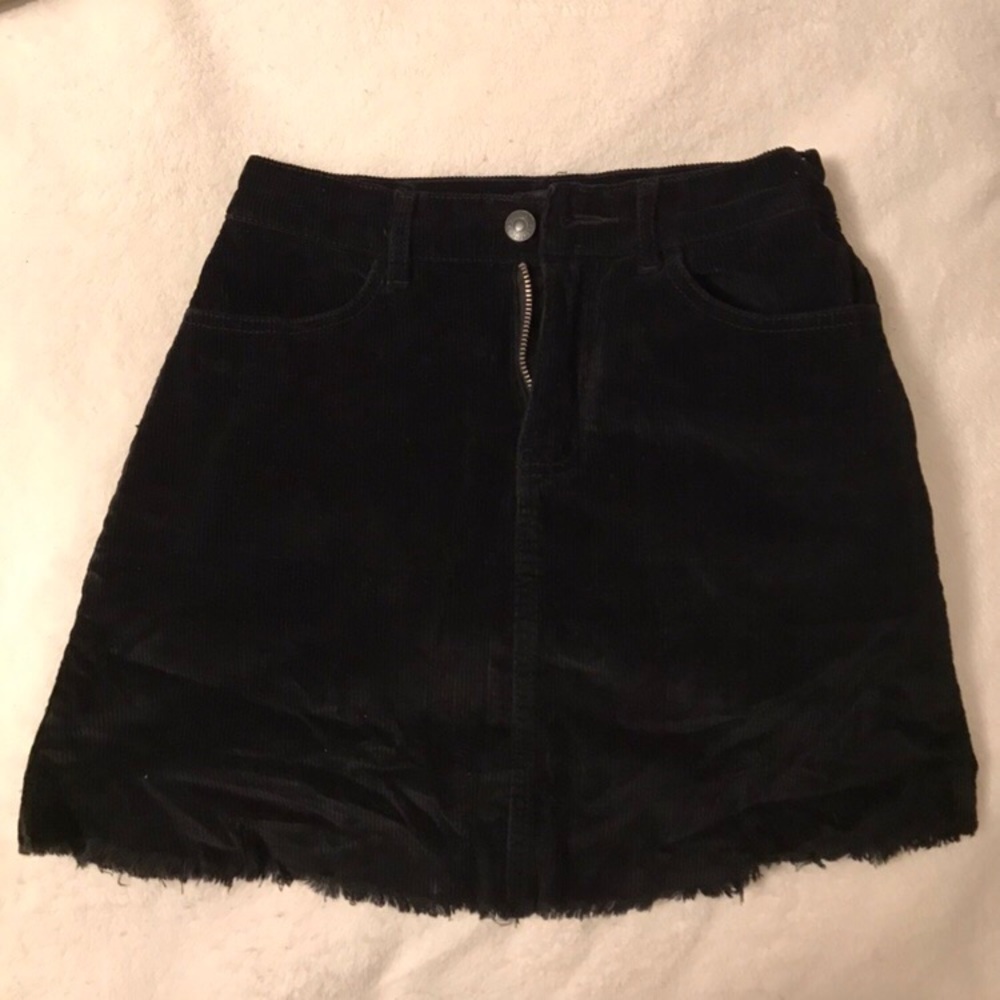 Brandy Melville Courdory Skirt
